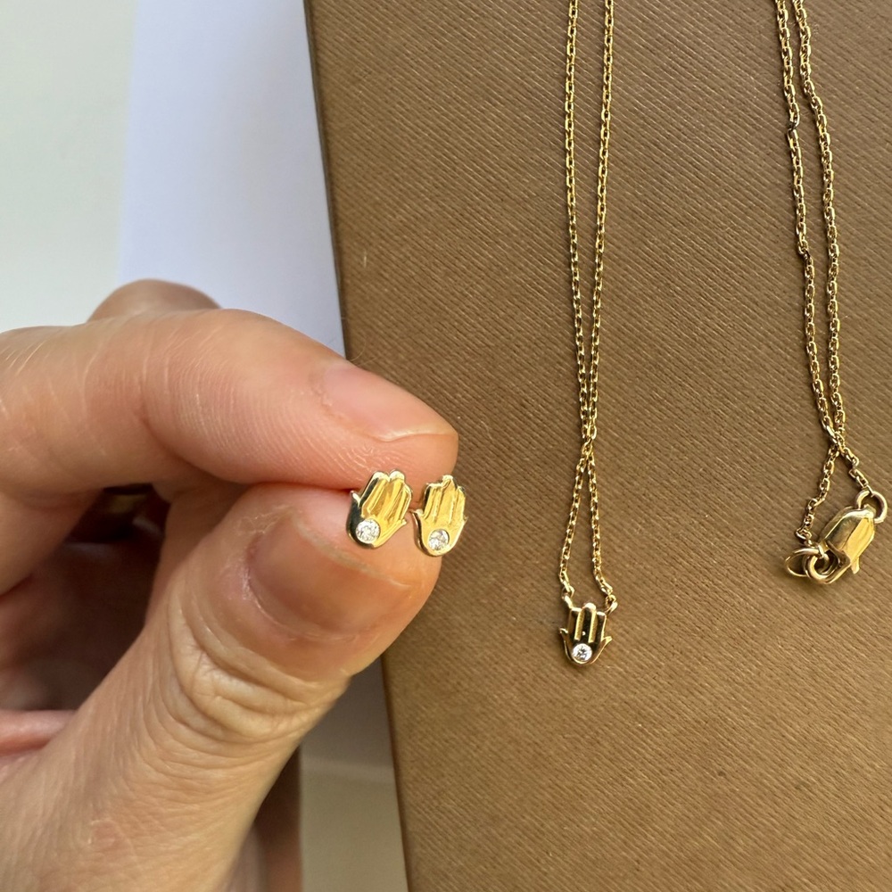14K Solid Gold with Diamond Hamsa Hand necklace and earrings set - Picture 4 of 7